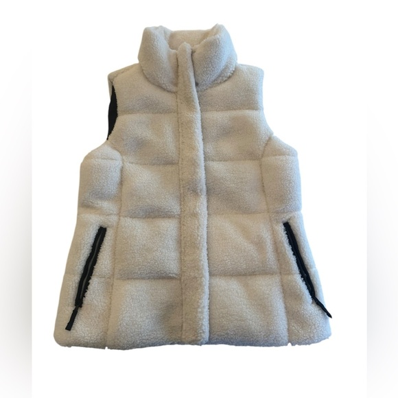 Talbots QUILTED SHERPA PUFFER VEST - Picture 5 of 8